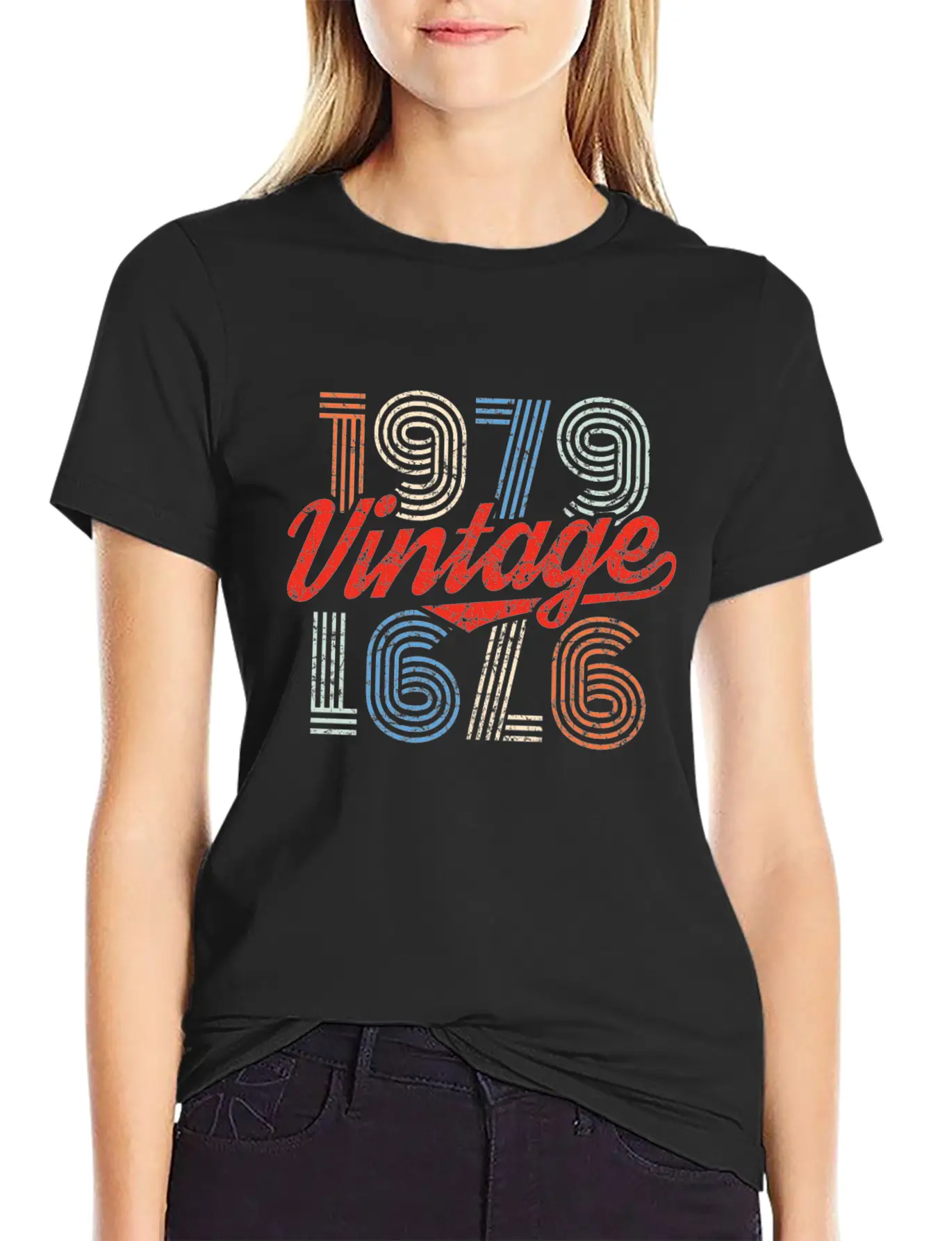 1979 Vintage Born In Retro Age Birthday Gift Idea Relaxed Everyday Tee – Lightweight And Durable Cotton