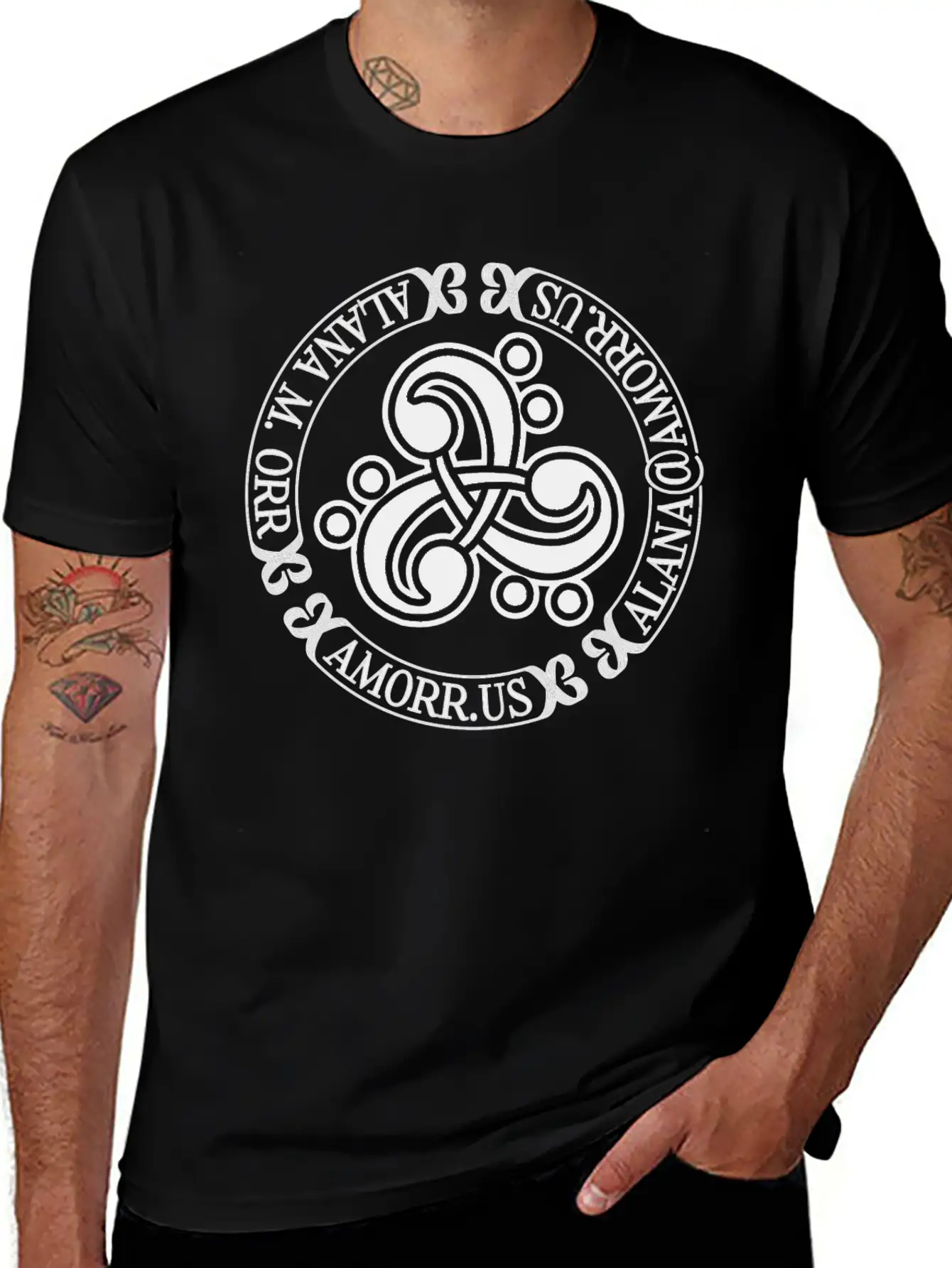 Triple Bass Clef Celtic Knot Logo Alana Orr AMORR Timeless Short Sleeve Tee – Comfy And Minimalist Design